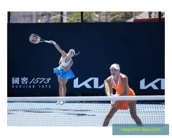 澳网激战正酣新星崛起老将奋力捍卫荣耀赛场风云再起全球瞩目巅峰对决