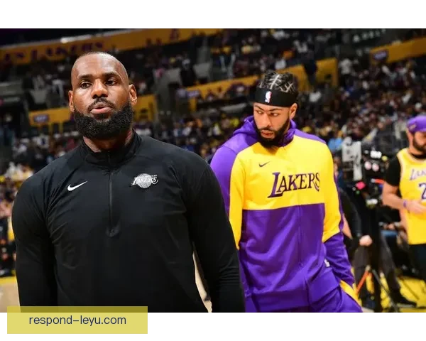 NBA季后赛焦点对决：詹姆斯领衔湖人冲击总冠军，杜兰特欲带领太阳逆袭