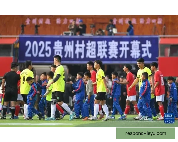 中国足球超级联赛最新战况揭晓 强强对话引爆观众热情 各队争夺激烈 中国足球超级联赛最新战况揭晓 强强对话引爆观众热情 各队争夺激烈